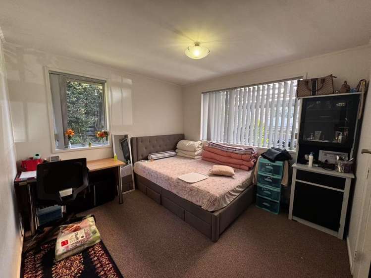 9 Julia Place Totara Vale_4