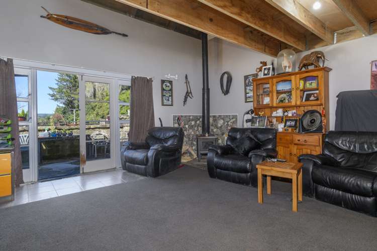 14 Thorn Road Kaimai_12