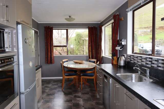 772 Upland Road Egmont Village_1