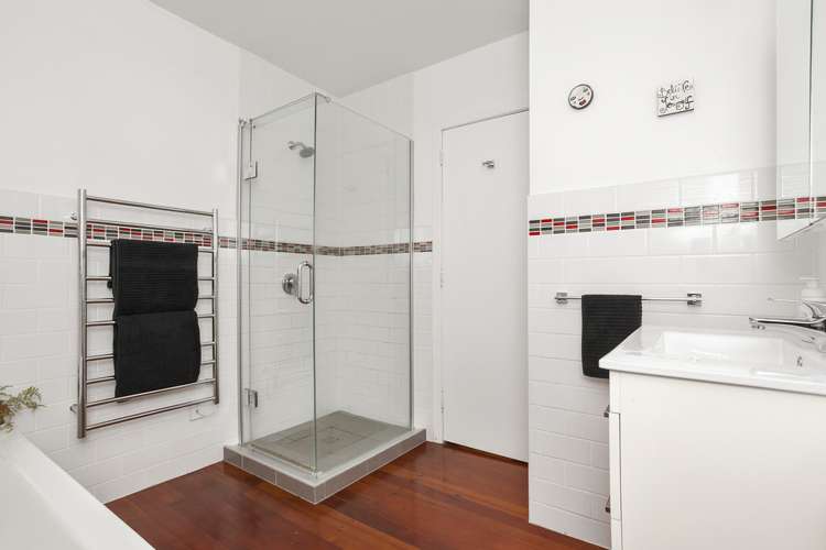 8 Fairmount Road Titirangi_11