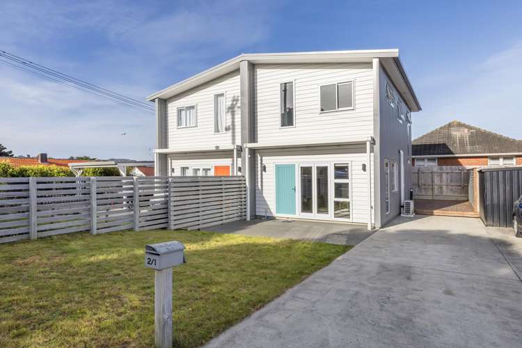 2/1 Murphy Place Titahi Bay_18
