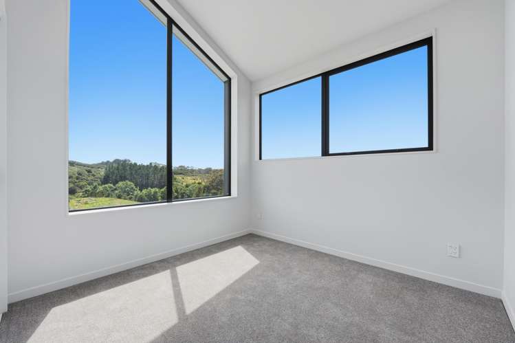 5 Halcyon Bay Lane Orewa_22