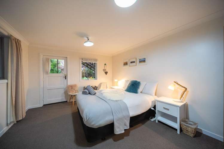 11 Miro Street Te Anau_14
