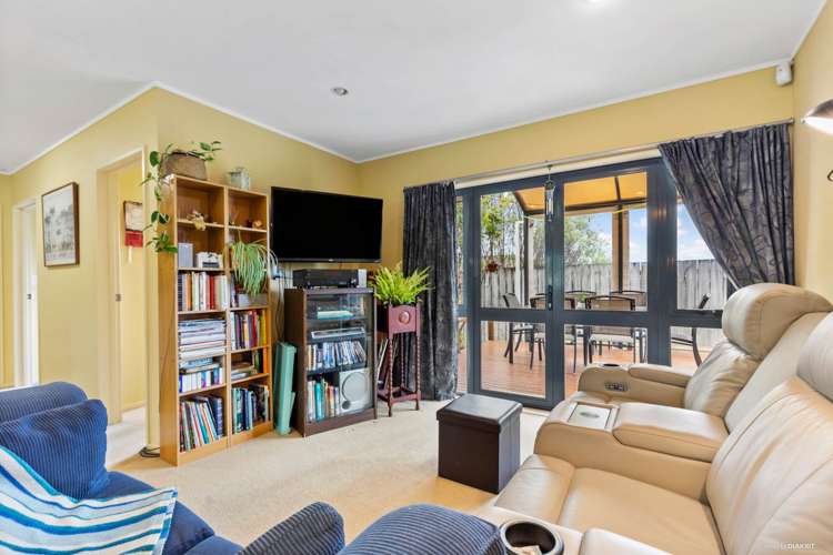 32 Baulcomb Parade Windsor Park_6