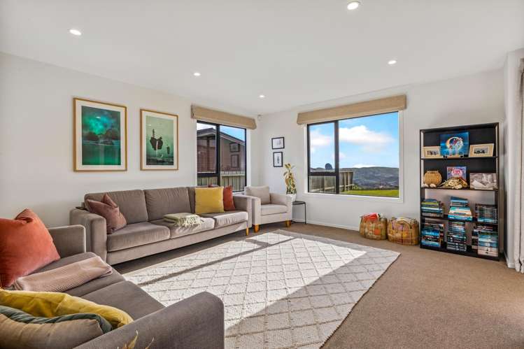 87 Cedarwood Street Woodridge_9