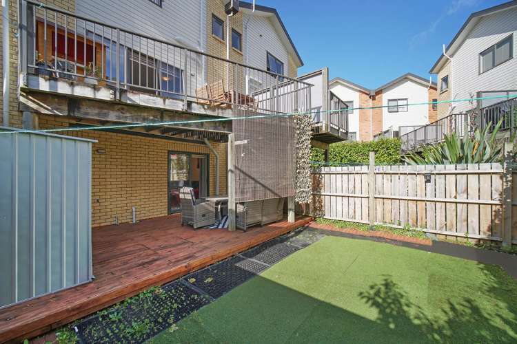 207/172 McLeod Road Te Atatu South_18