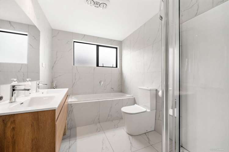 52 Arran Point Parade Orewa_14