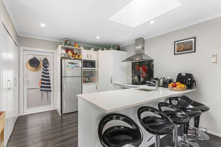 209A Waddington Drive Naenae_7