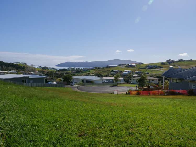 11 Frangipani Street Cable Bay_7