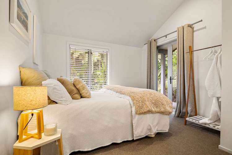 98 Motutara Road Muriwai_30