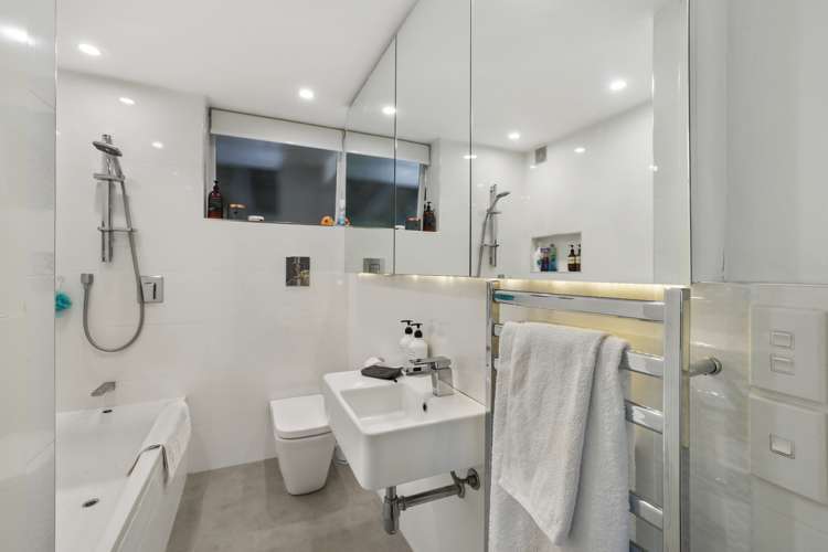 2/49 Curran Street Herne Bay_11