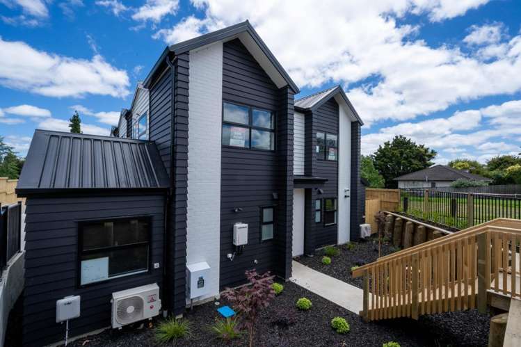 6/18a Ohaupo Road 500063_2