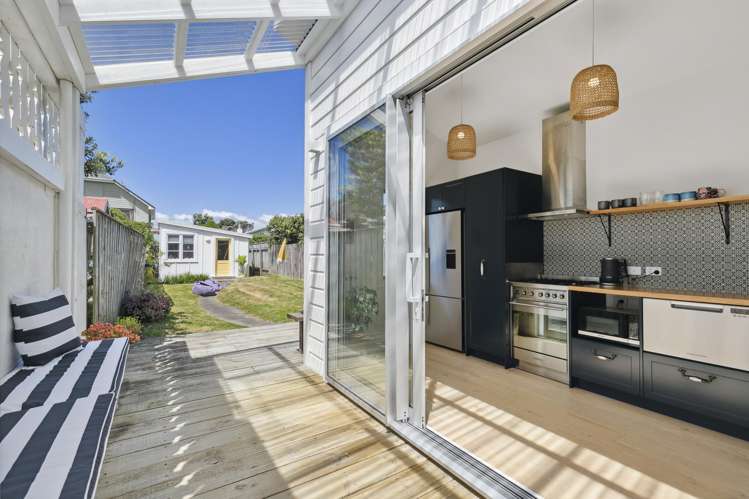 201 Onepu Road Lyall Bay_5