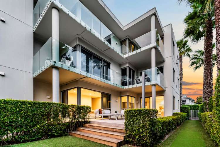 1/245C Tamaki Drive_2