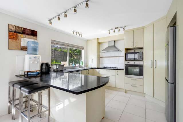 10 Baverton Drive Flat Bush_4