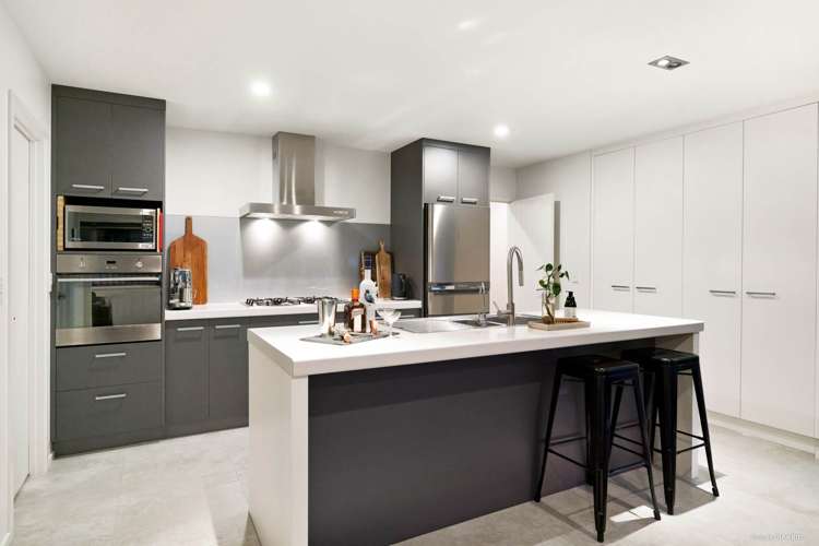 42 Flintridge Drive Flat Bush_3