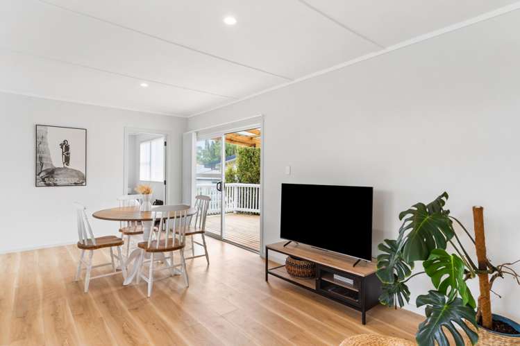 5 Maori Hut Road Red Beach_10