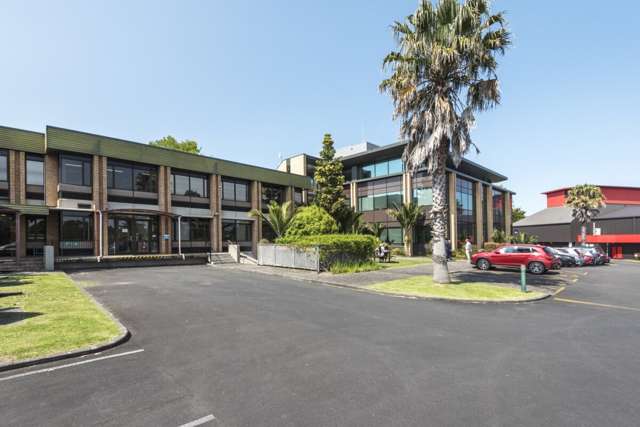 50 Centreway Road Orewa_2
