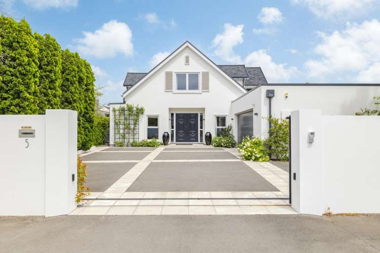 5 Garden Road Fendalton_42