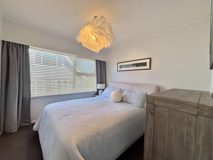 2/11 Sanders Avenue Takapuna_12