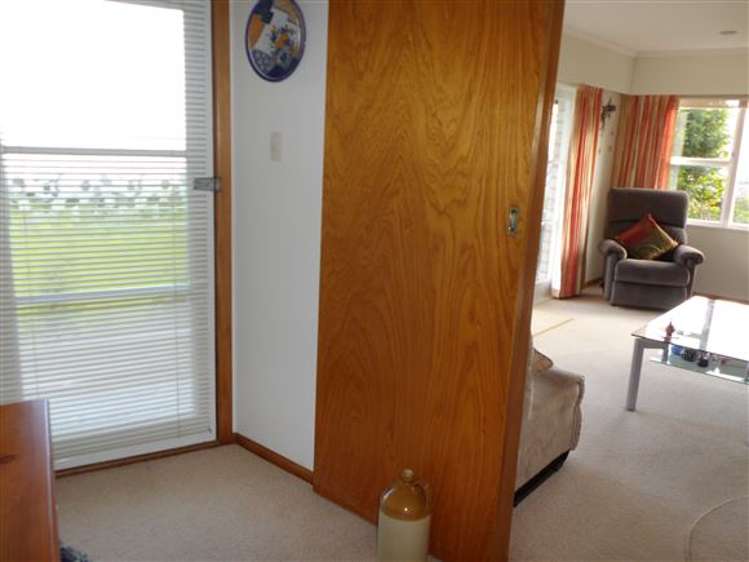 101 Ash Street Thames_7