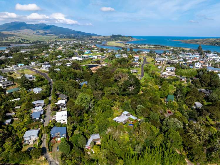 24 Cross Street Raglan_31