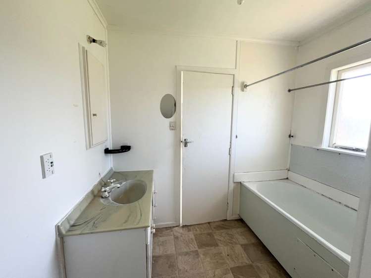 9A Kirton Crescent Manurewa_12