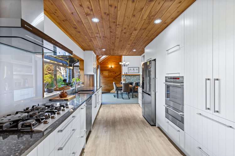 33 Puketaha Road Swanson_19