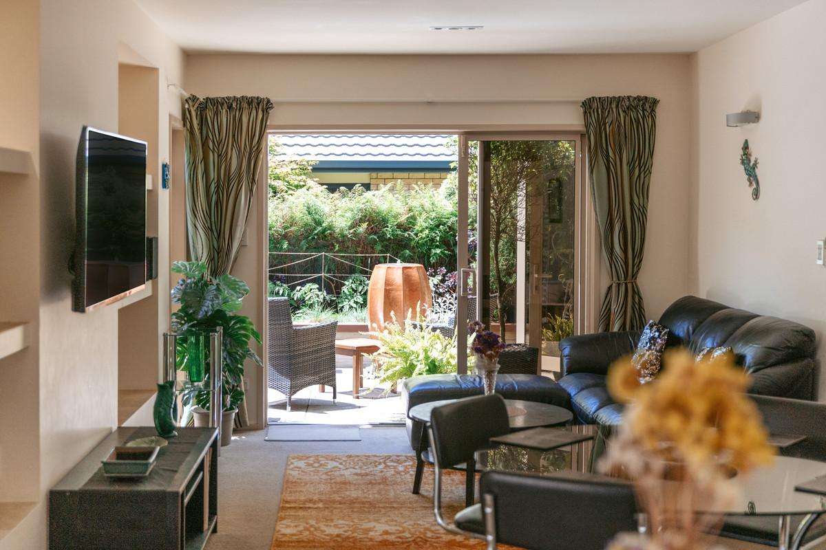 23 White Horse Drive_3