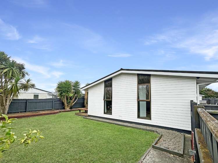 6 Chadwick Place 10923_0