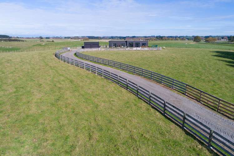 567 Lethbridge Road Halcombe_29