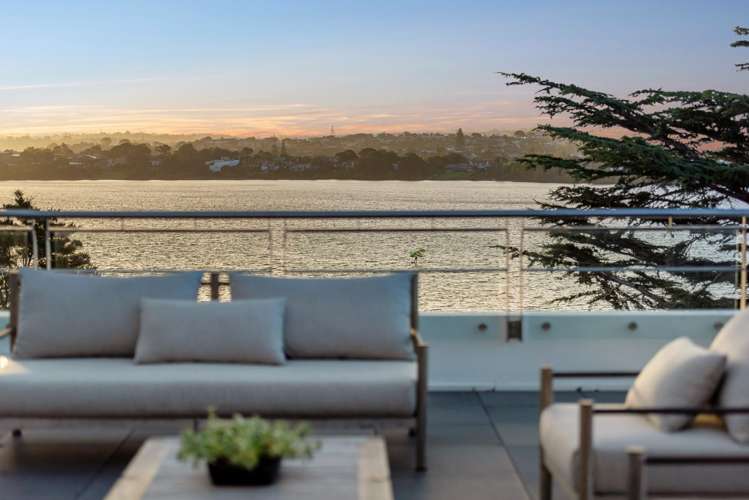 10/258 Hurstmere Road Takapuna_1