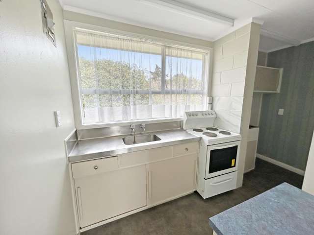 29B Queenwood Road 10516_1