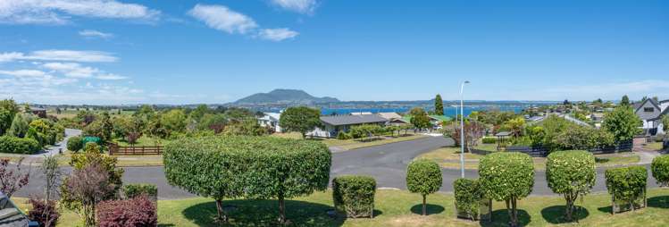 2 Cherry Lane Acacia Bay_23