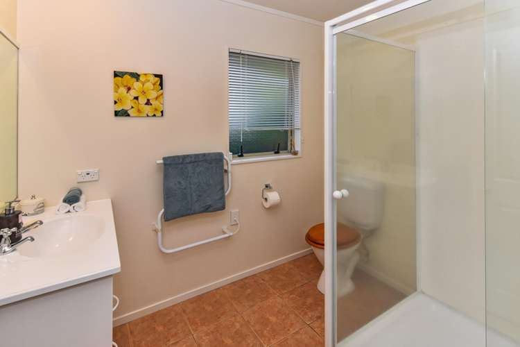 22 Carnoustie Drive Wattle Downs_17