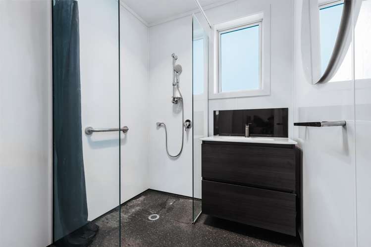 87 Taharepa Road Hilltop_16