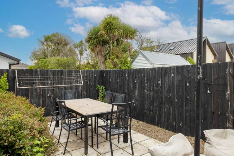 15 Champion Street Edgeware_11