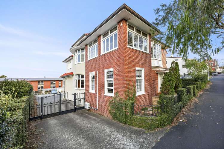 128 Grafton Road_2
