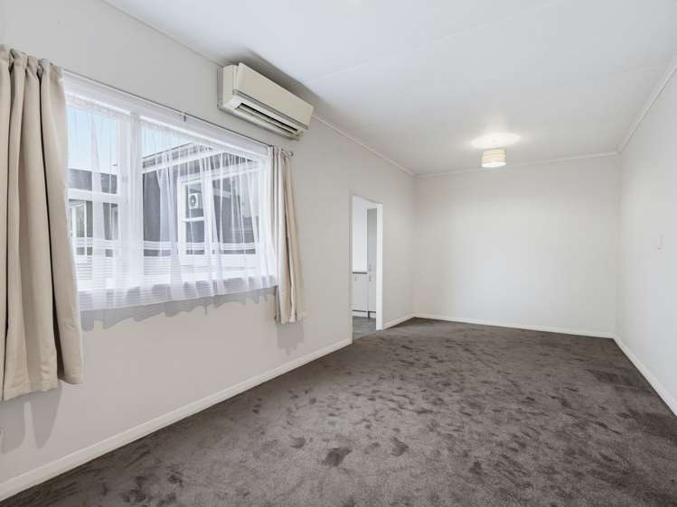 19 Hereford Street West End_6