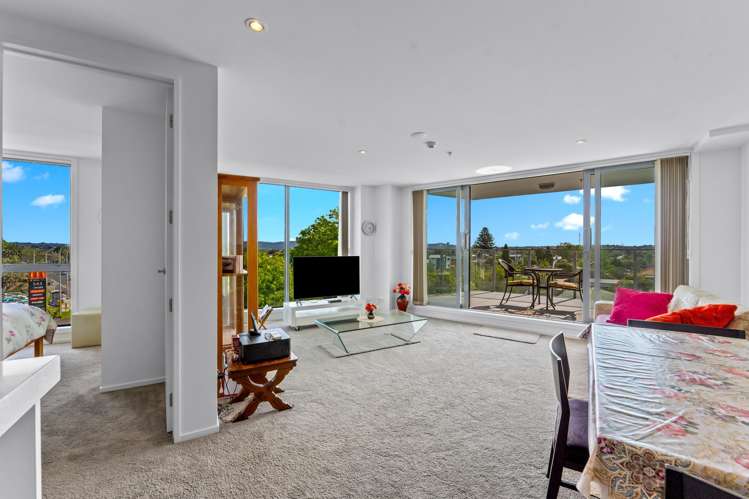 3A/84 Gunner Drive Te Atatu Peninsula_4