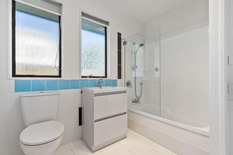 2/65 Keegan Drive Massey_15