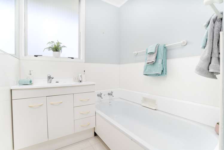 65 Cunliffe Street Churton Park_19