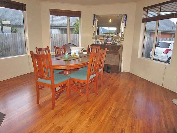 22 Alpine Close Marchwiel_11