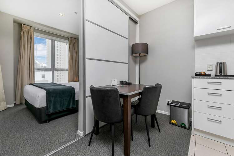 12C/62 Queens Street Auckland Central_13