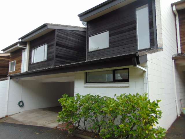 2/42 Orakei Road Remuera_1