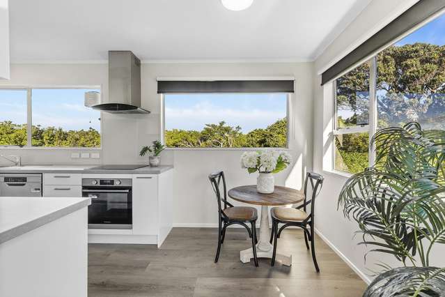 4A/7 Terrace Road Titahi Bay_1