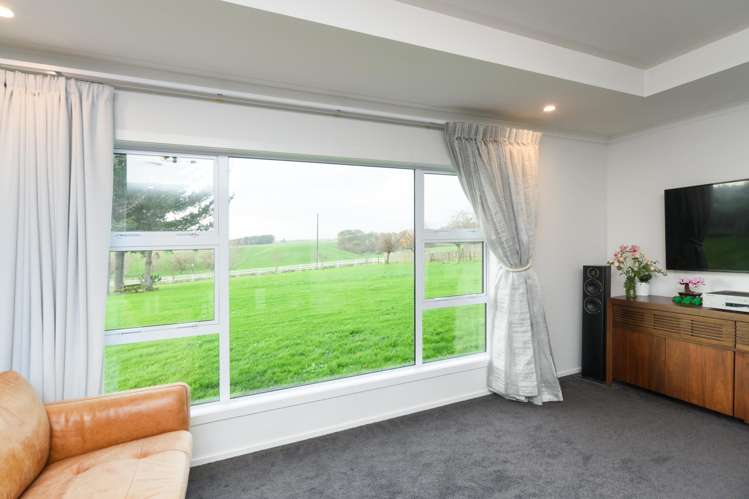 733 Stoney Creek Road Bunnythorpe_13