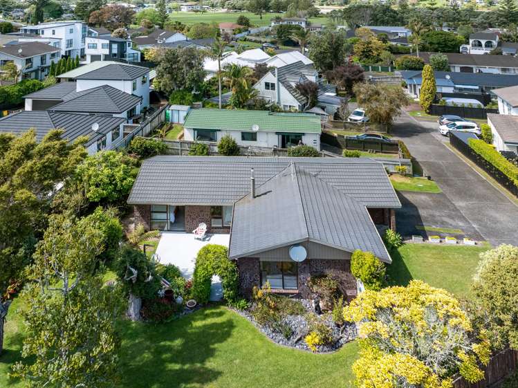 15 Edgewater Grove Orewa_19