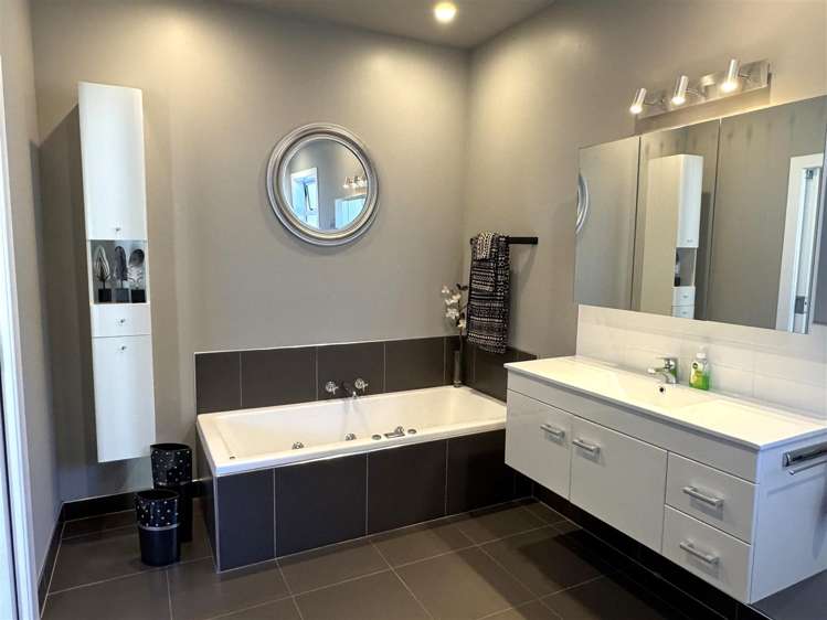 74 Marlborough Street Greymouth_15