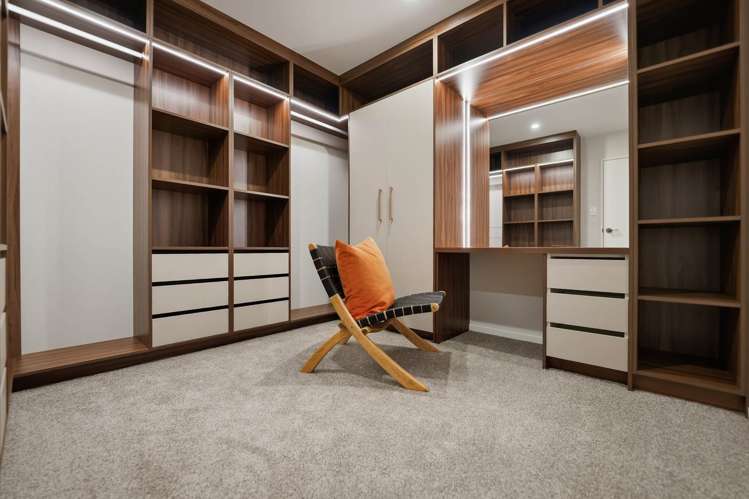 219B & 1/219B Murphys Road Flat Bush_17